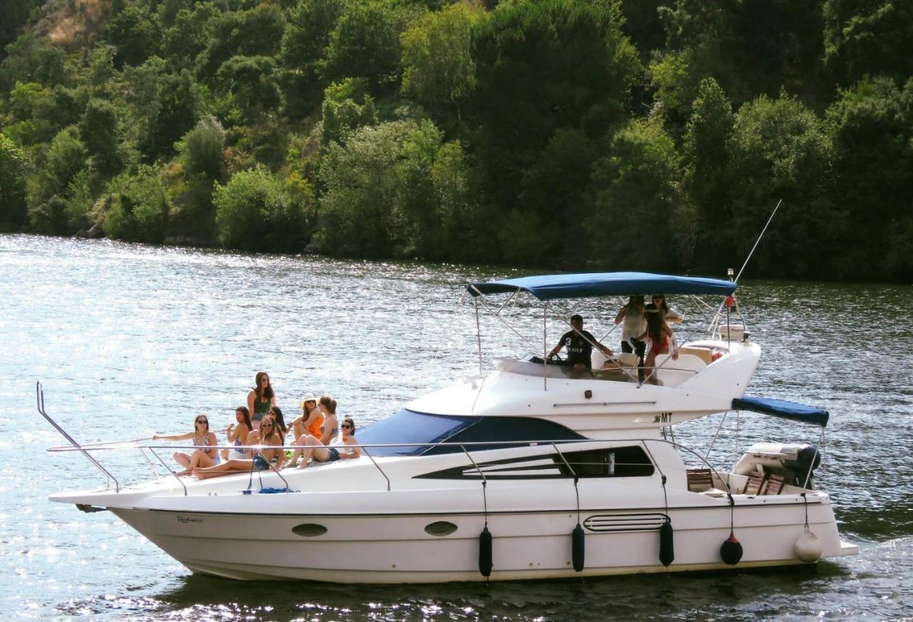 AQUADOURO Yacht RADAMES - Sleep Boat Experience Hotel Castelo de Paiva Buitenkant foto