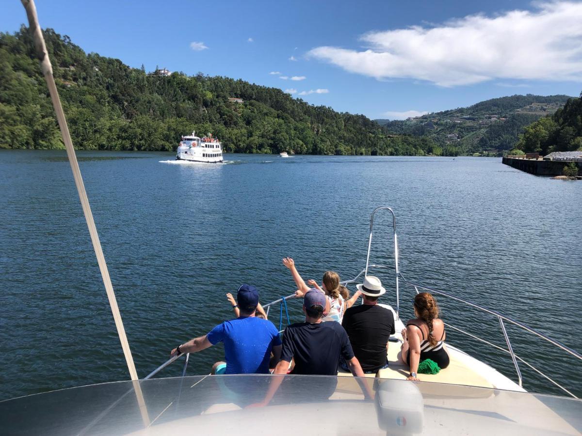AQUADOURO Yacht RADAMES - Sleep Boat Experience Hotel Castelo de Paiva Buitenkant foto