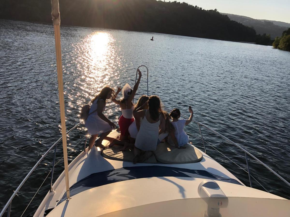 AQUADOURO Yacht RADAMES - Sleep Boat Experience Hotel Castelo de Paiva Buitenkant foto