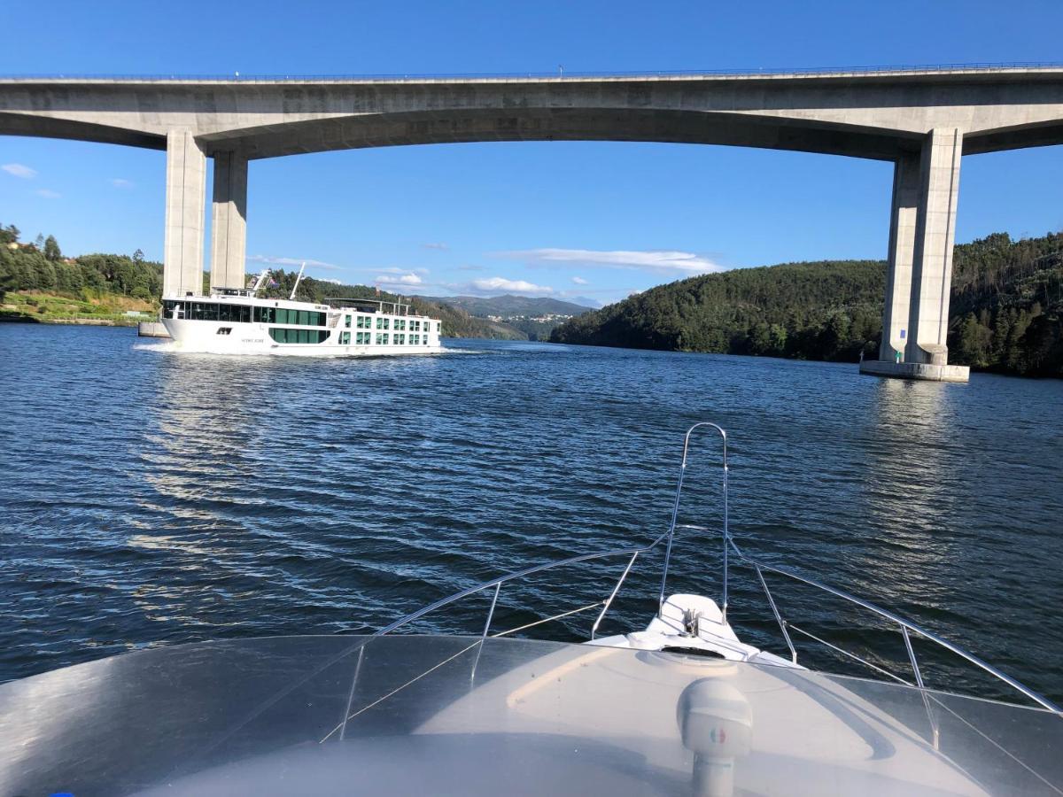 AQUADOURO Yacht RADAMES - Sleep Boat Experience Hotel Castelo de Paiva Buitenkant foto