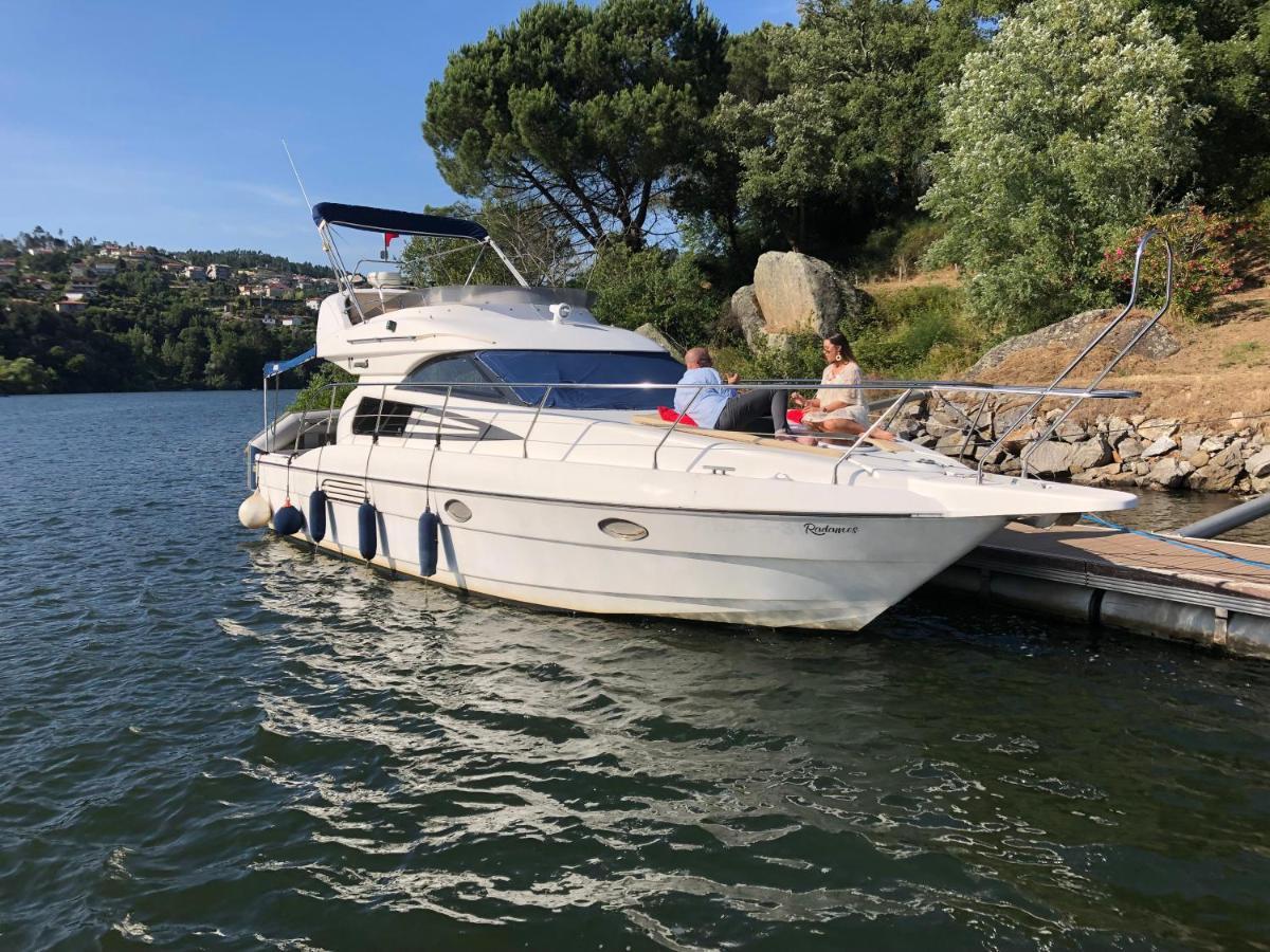 AQUADOURO Yacht RADAMES - Sleep Boat Experience Hotel Castelo de Paiva Buitenkant foto