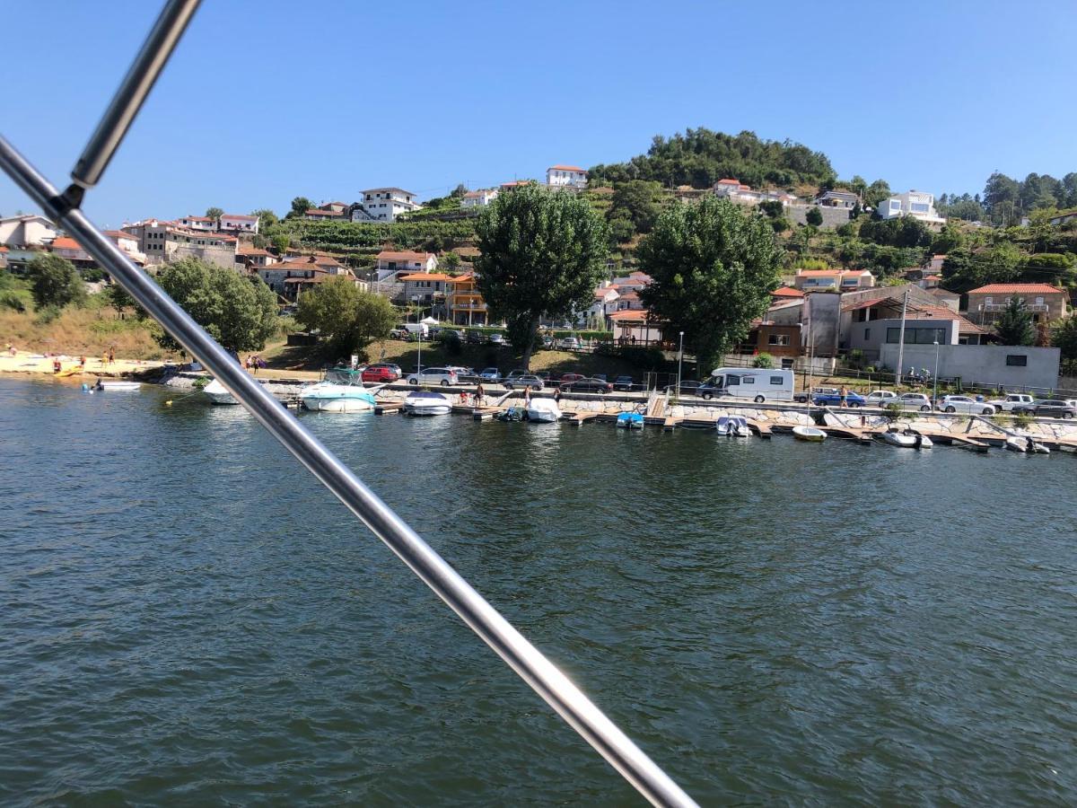 AQUADOURO Yacht RADAMES - Sleep Boat Experience Hotel Castelo de Paiva Buitenkant foto