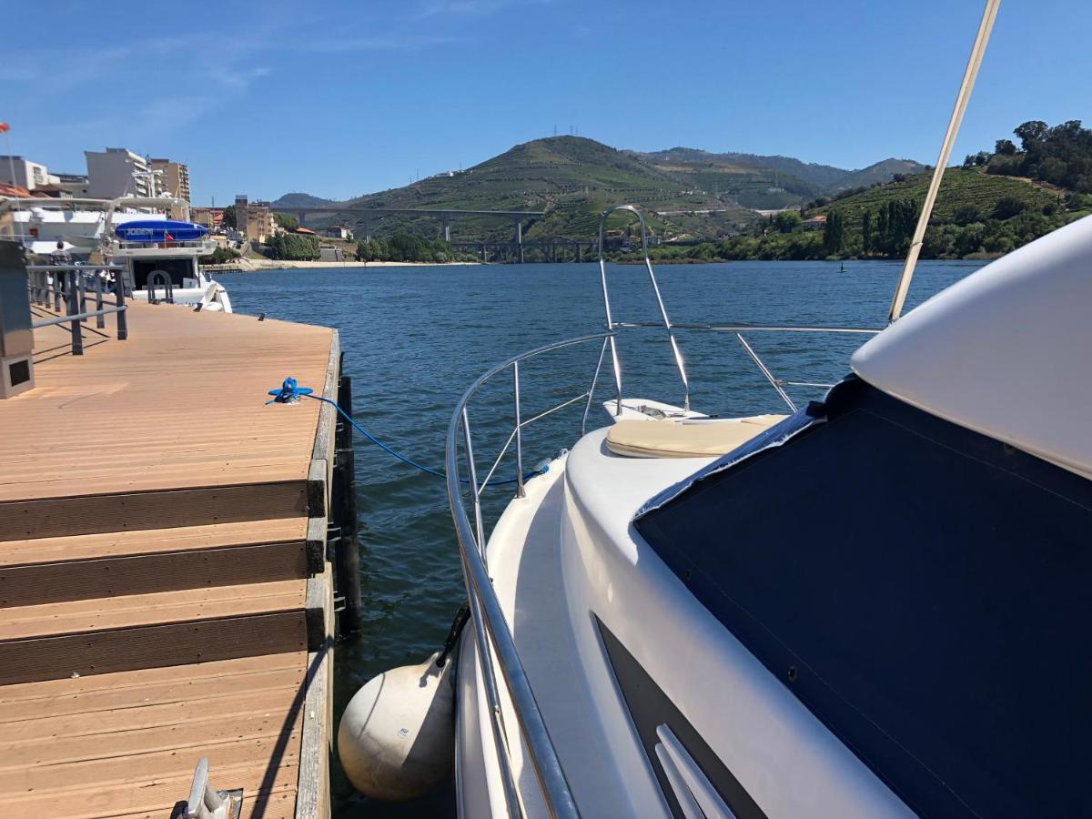 AQUADOURO Yacht RADAMES - Sleep Boat Experience Hotel Castelo de Paiva Buitenkant foto
