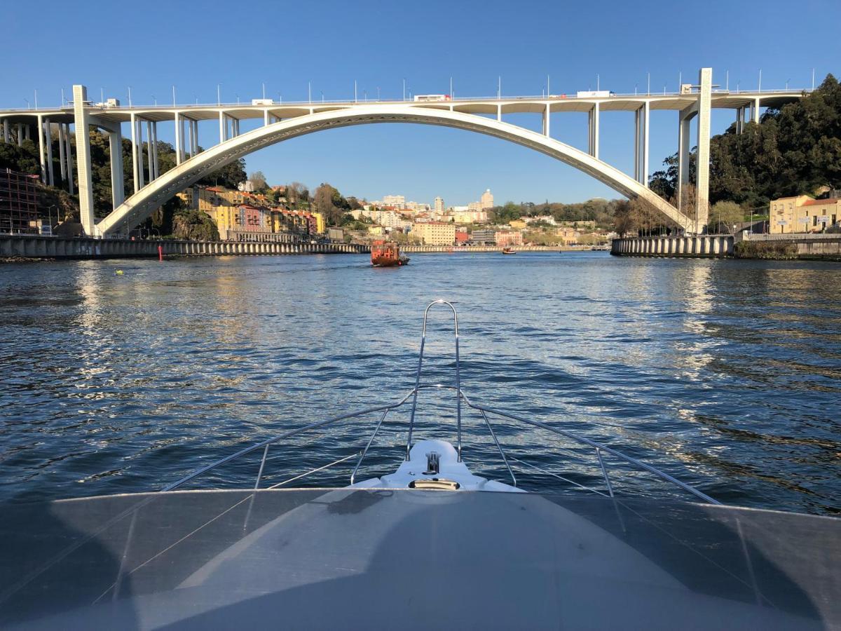 AQUADOURO Yacht RADAMES - Sleep Boat Experience Hotel Castelo de Paiva Buitenkant foto