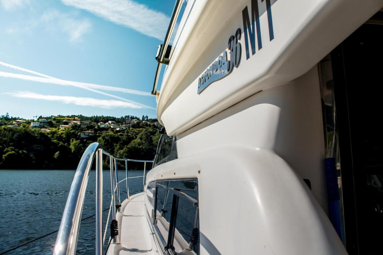 AQUADOURO Yacht RADAMES - Sleep Boat Experience Hotel Castelo de Paiva Buitenkant foto