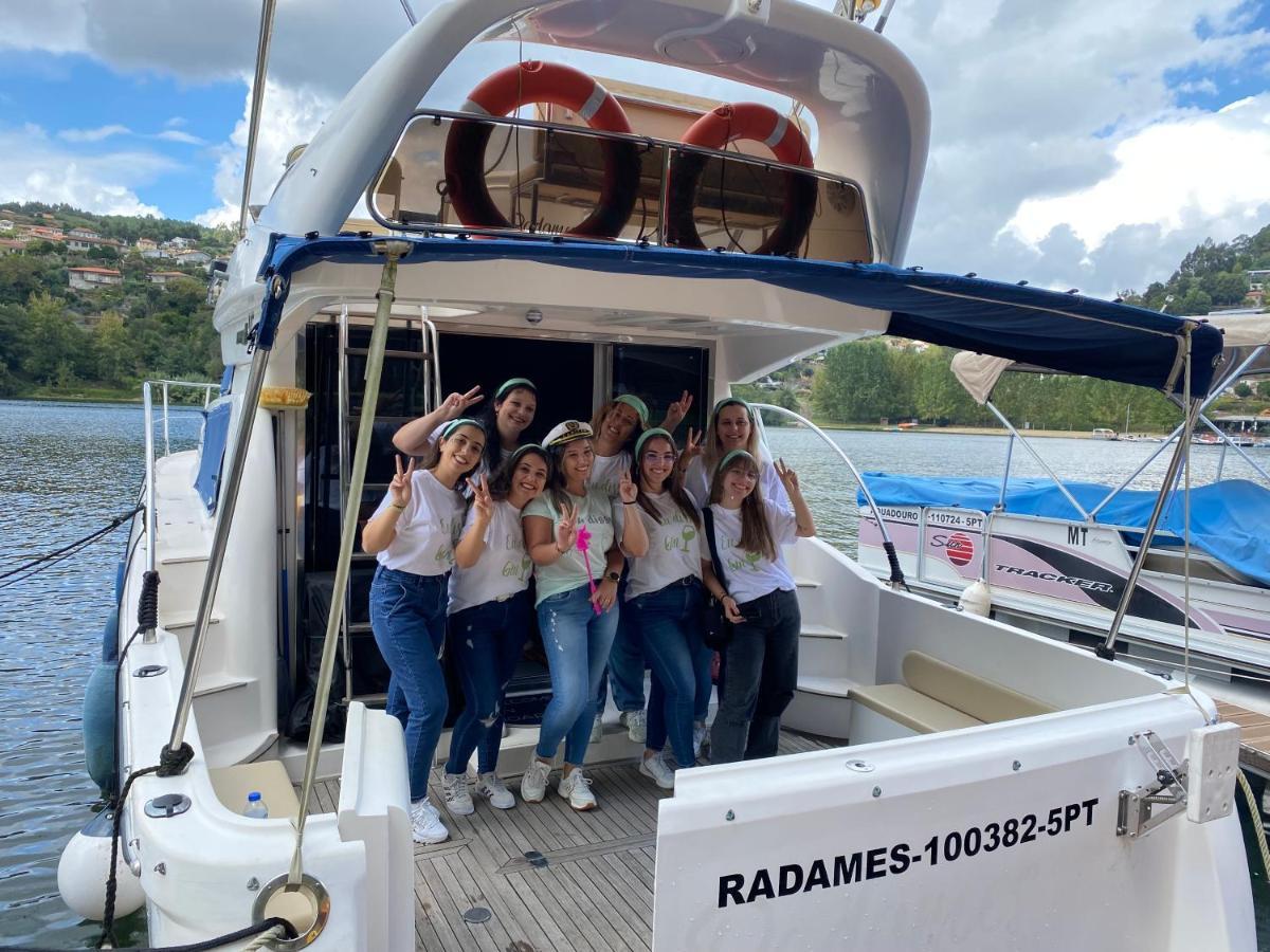 AQUADOURO Yacht RADAMES - Sleep Boat Experience Hotel Castelo de Paiva Buitenkant foto