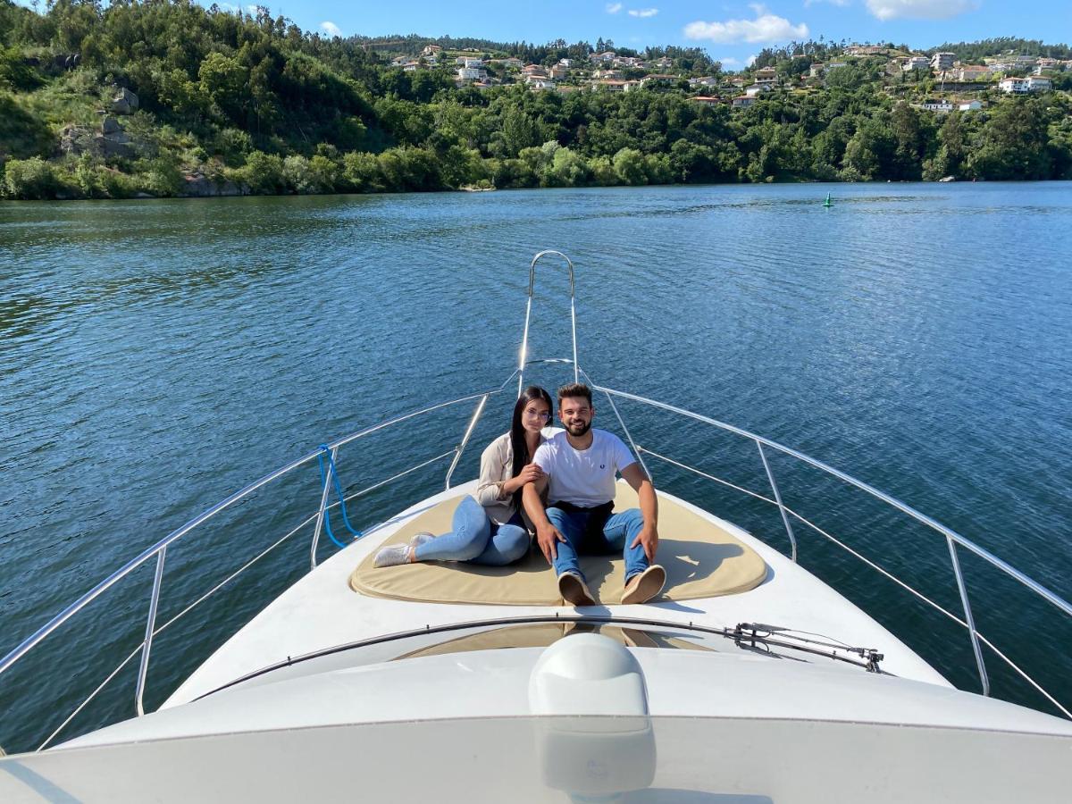 AQUADOURO Yacht RADAMES - Sleep Boat Experience Hotel Castelo de Paiva Buitenkant foto