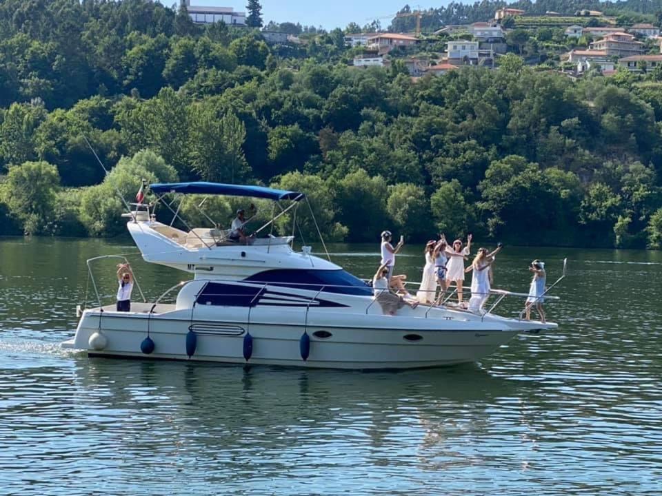 AQUADOURO Yacht RADAMES - Sleep Boat Experience Hotel Castelo de Paiva Buitenkant foto